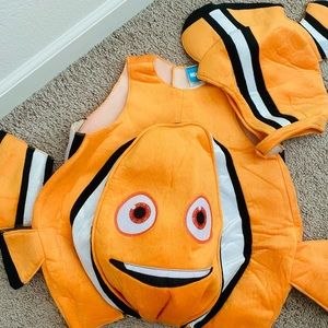 Disney Finding Nemo Costume L (4-6)